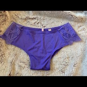 ❗️SOLD Victoria’s Secret/ Pink Cheekster Panty